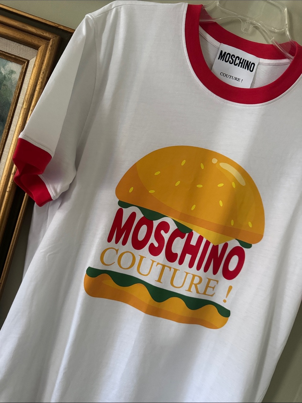 NEW Moschino Hamburger Logo Tee Size White Graphic Burger Tee Size L 50 - Picture 7 of 10